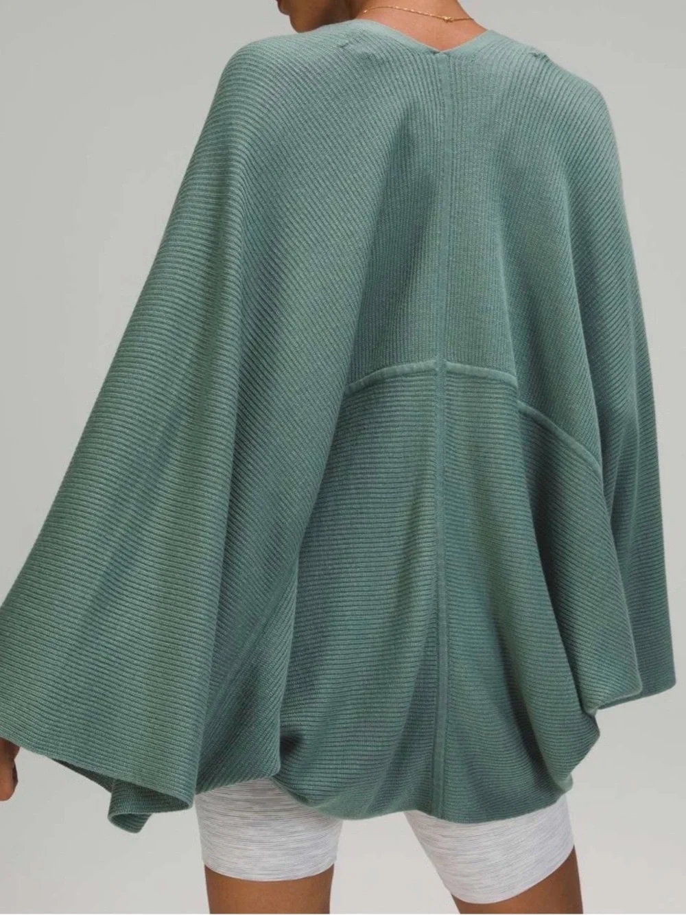 Lululemon Cashlu Knit Textured Wrap in Tidewater Teal